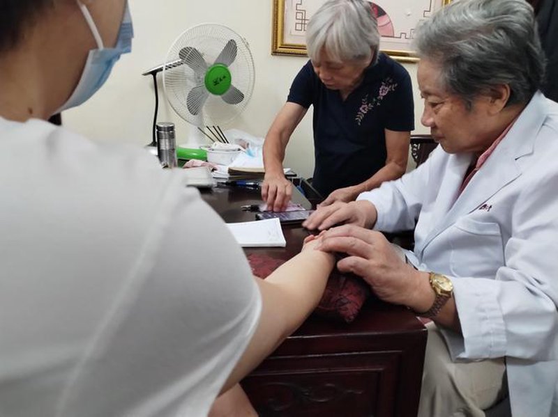 中医内科调理：寻找内心的平衡